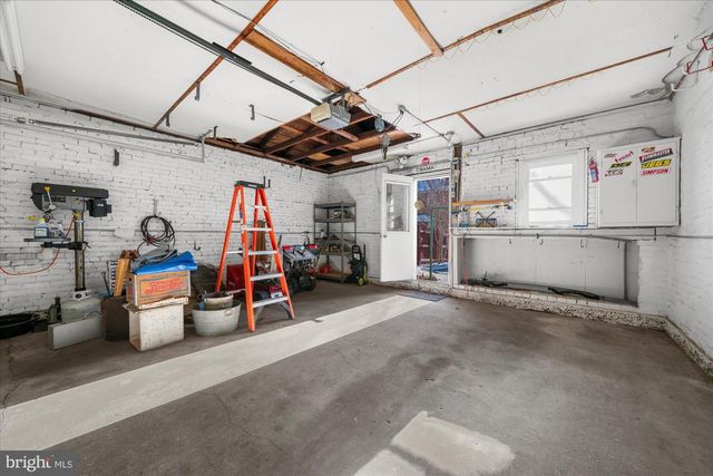 3 READING AVE, Reading, PA 19607