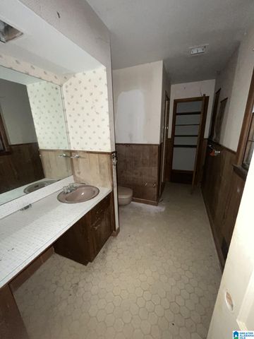 1217 CLUBHOUSE ROAD, Bessemer, AL 35020