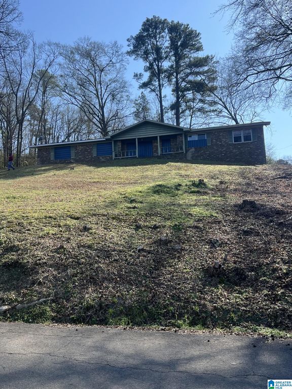 1217 CLUBHOUSE ROAD, Bessemer, AL 35020