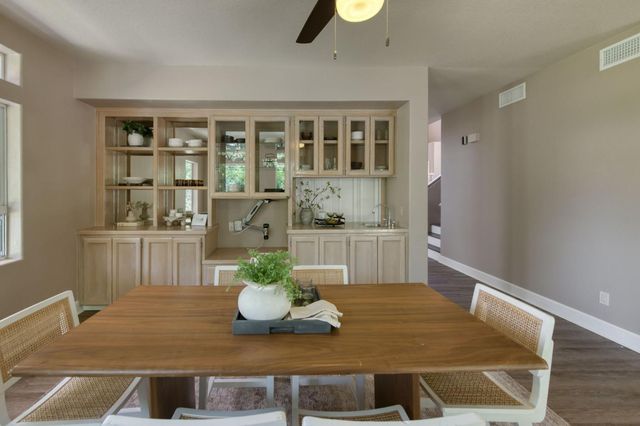 9465 N Madison Ridge, Fresno, CA 93720