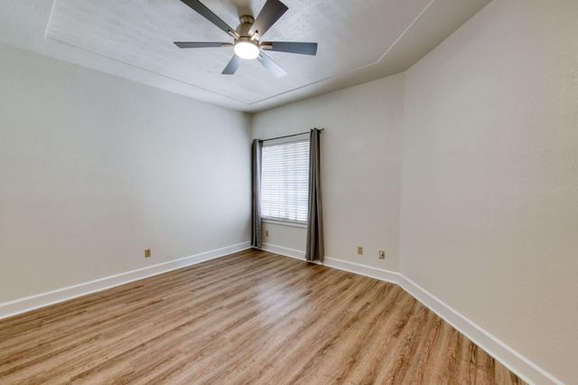 9465 N Madison Ridge, Fresno, CA 93720