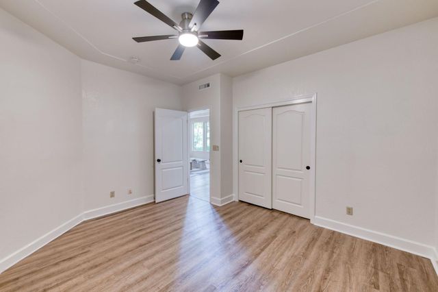 9465 N Madison Ridge, Fresno, CA 93720
