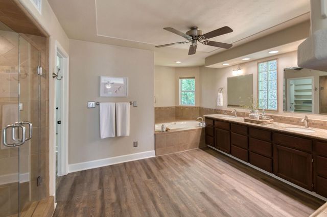 9465 N Madison Ridge, Fresno, CA 93720