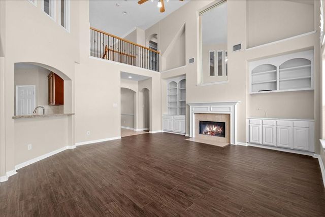 1618 Stoney Lake Drive, Friendswood, TX 77546