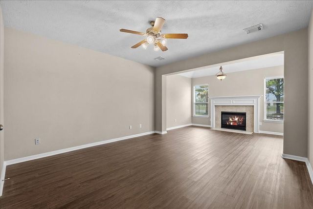 1618 Stoney Lake Drive, Friendswood, TX 77546