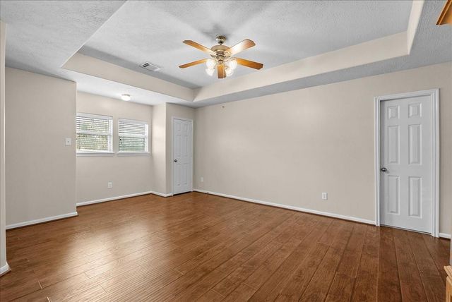 1618 Stoney Lake Drive, Friendswood, TX 77546