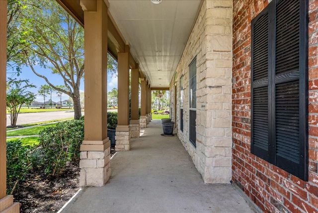 1618 Stoney Lake Drive, Friendswood, TX 77546