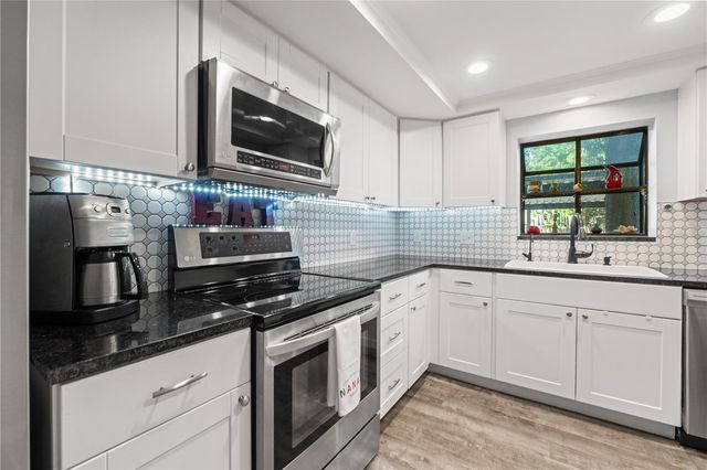 300 S FLORIDA AVENUE 600F, Tarpon Springs, FL 34689