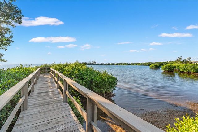 300 S FLORIDA AVENUE 600F, Tarpon Springs, FL 34689