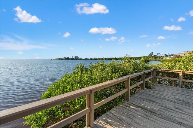 300 S FLORIDA AVENUE 600F, Tarpon Springs, FL 34689