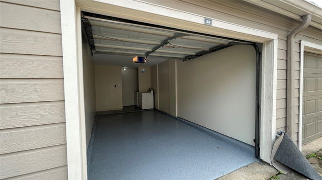 6701 Sands Point Drive 33, Houston, TX 77074