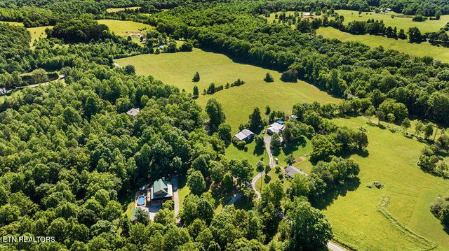 257 Copenhaver Rd, Lenoir City, TN 37771