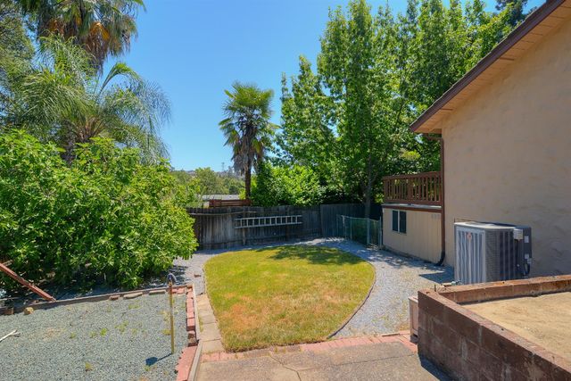 2718 King George Ct, El Dorado Hills, CA 95762