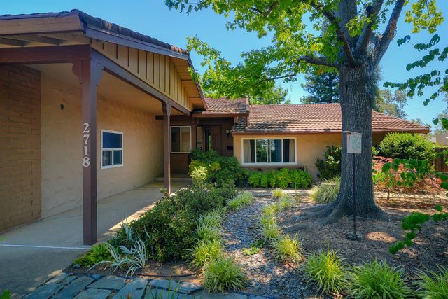 2718 King George Ct, El Dorado Hills, CA 95762