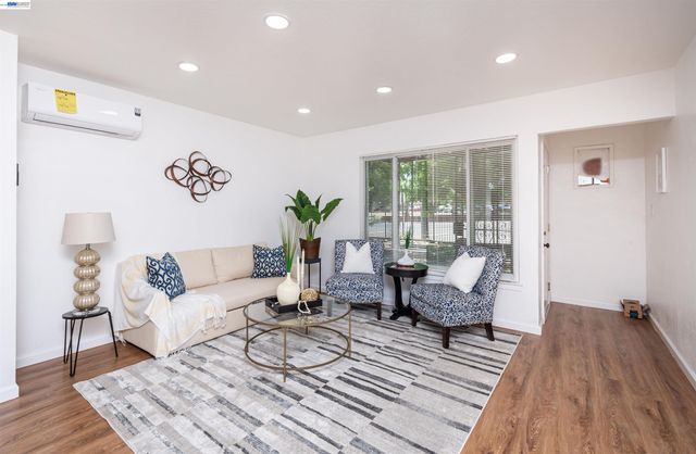 2257 Edison Avenue, Sacramento, CA 95821