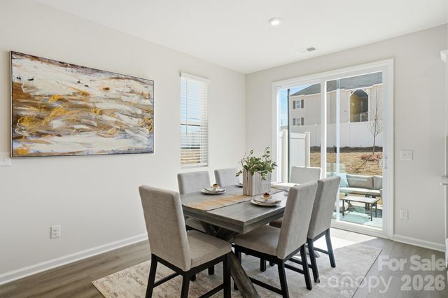 5234 Wyes Oak Lane, Charlotte, NC 28269