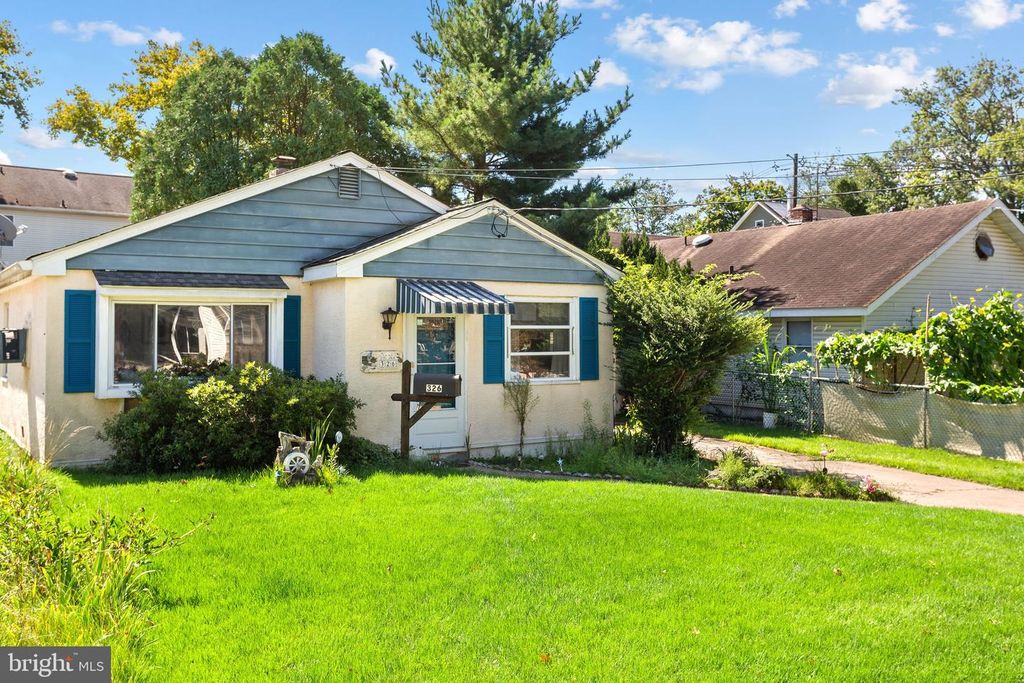 326 AUSTIN AVE, BARRINGTON, NJ 08007 — photo 2