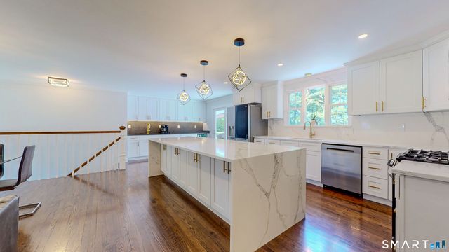 473 Summit Drive, Orange, CT 06477