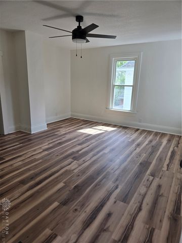 32 S Florence Street, Springfield, OH 45505