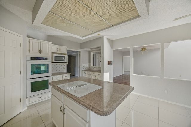 709 Bridget Way, Hurst, TX 76054