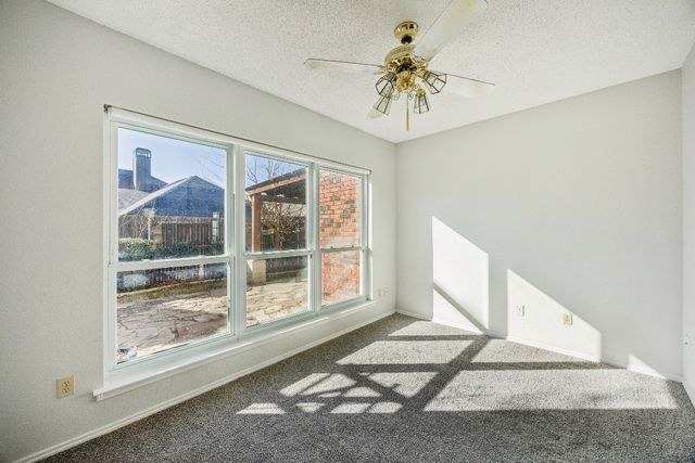 709 Bridget Way, Hurst, TX 76054