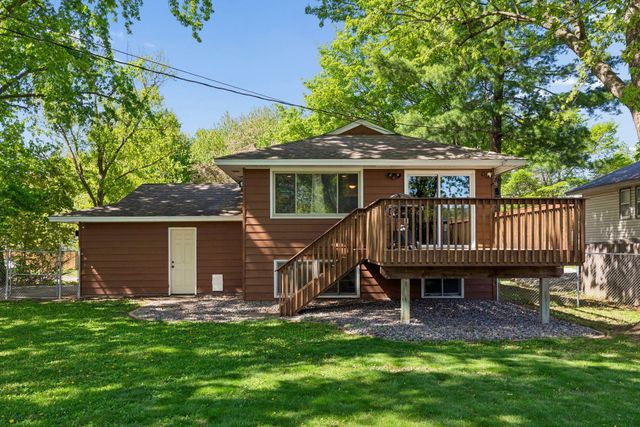 833 Oriole Drive, Apple Valley, MN 55124
