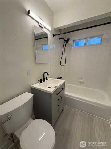 840 NW 54th Street, Seattle, WA 98107