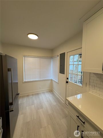 840 NW 54th Street, Seattle, WA 98107