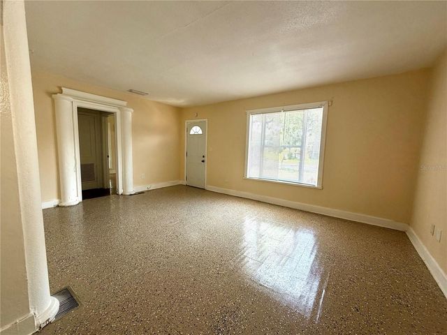 629 AVENUE A NE, Winter Haven, FL 33881