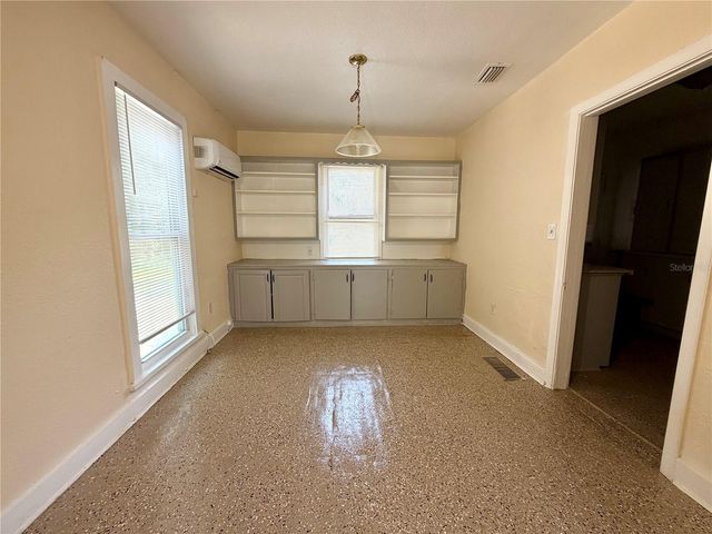 629 AVENUE A NE, Winter Haven, FL 33881