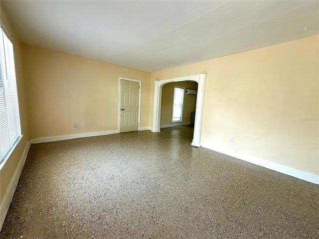 629 AVENUE A NE, Winter Haven, FL 33881