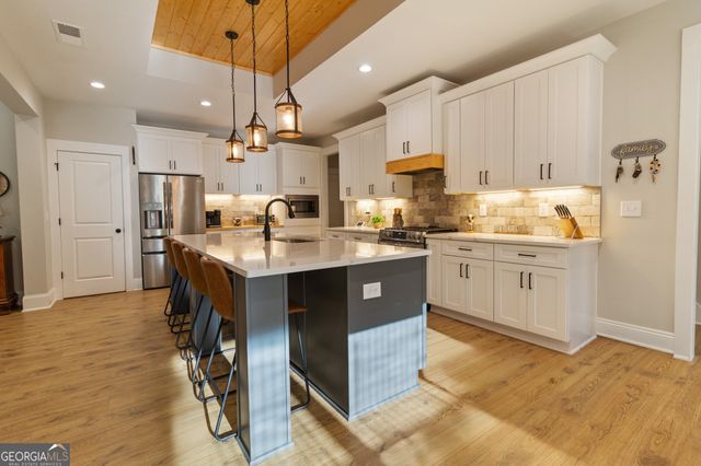 250 Ridge Point Drive, Monticello, GA 31064
