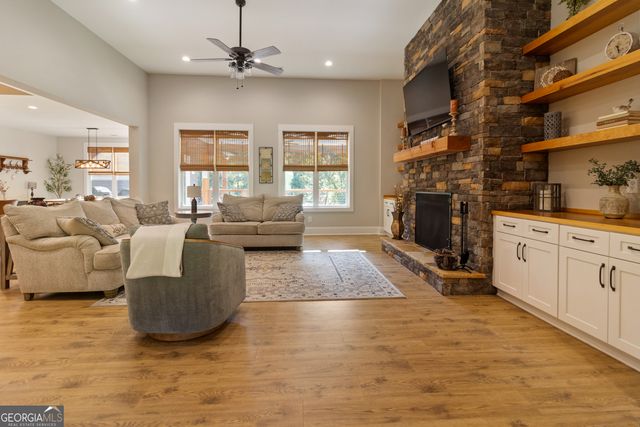 250 Ridge Point Drive, Monticello, GA 31064