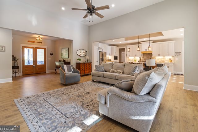 250 Ridge Point Drive, Monticello, GA 31064
