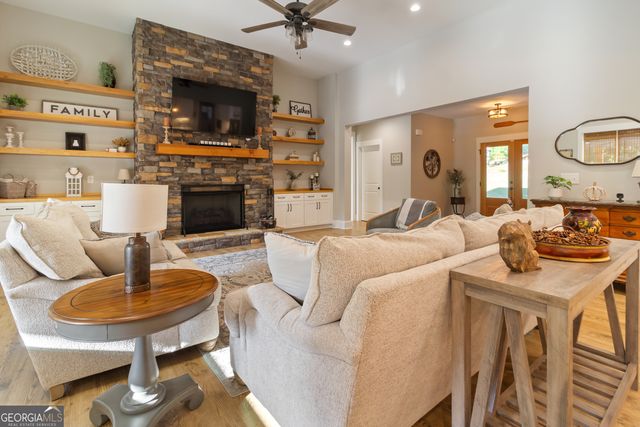250 Ridge Point Drive, Monticello, GA 31064