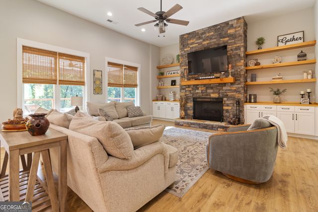 250 Ridge Point Drive, Monticello, GA 31064