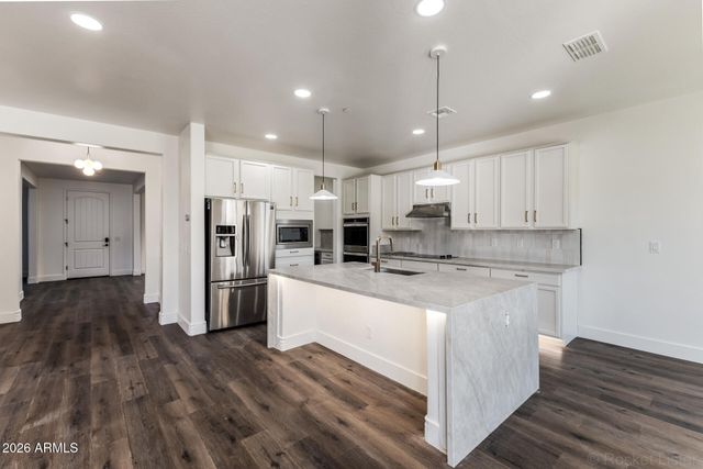 11853 W NADINE Way, Peoria, AZ 85383