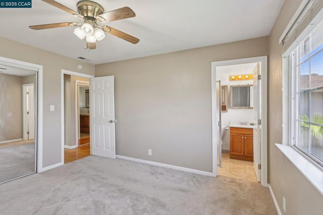 124 Zandra Ct, San Pablo, CA 94806