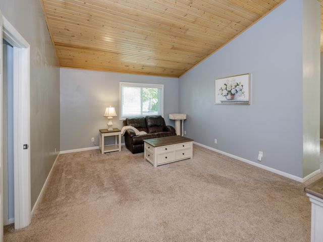 52120 Kern Drive, Three Rivers, MI 49093