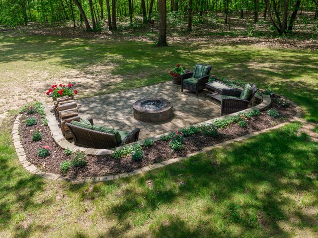 52120 Kern Drive, Three Rivers, MI 49093