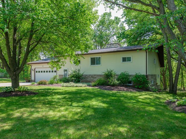 52120 Kern Drive, Three Rivers, MI 49093