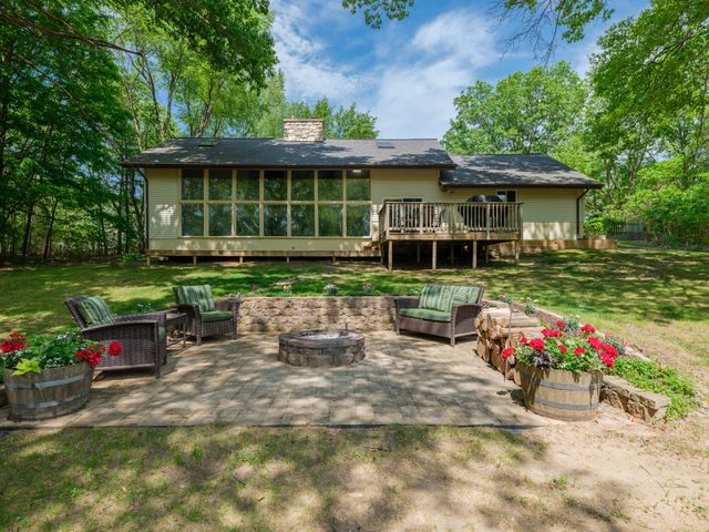 52120 Kern Drive, Three Rivers, MI 49093