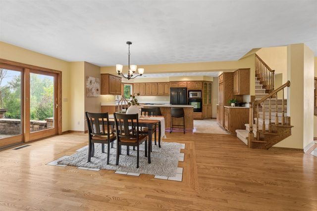 W2880 OAKRIDGE DRIVE, Appleton, WI 54915