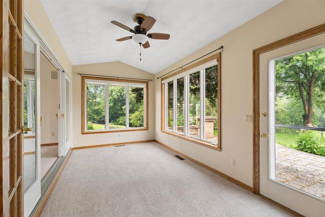 W2880 OAKRIDGE DRIVE, Appleton, WI 54915