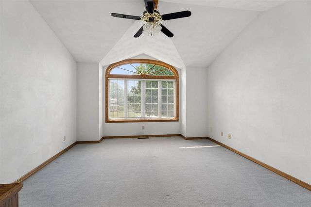 W2880 OAKRIDGE DRIVE, Appleton, WI 54915