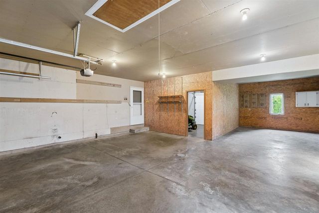 W2880 OAKRIDGE DRIVE, Appleton, WI 54915