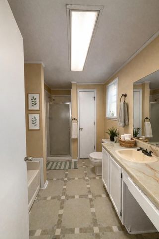 4130 E Zora Street, Webb City, MO 64870