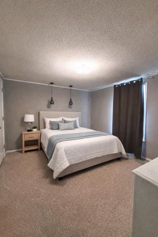 4130 E Zora Street, Webb City, MO 64870