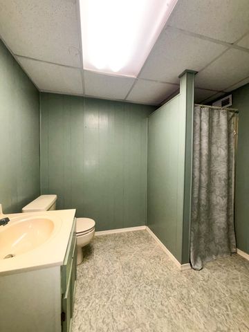 4130 E Zora Street, Webb City, MO 64870