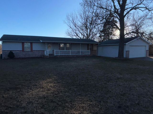 4130 E Zora Street, Webb City, MO 64870